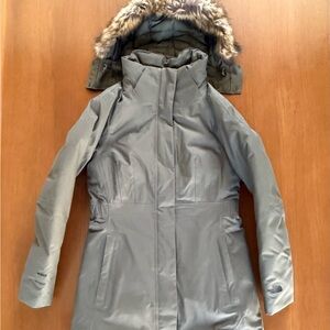 The North Face Arctic Parka II women’s